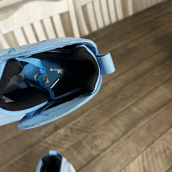 Nike Air Jordan 7 Retro Pantone Sneakers Sz 10.5 - Picture 5 of 8